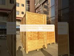 試験所は、導体の垂直難燃性試験を実施します。試験装置