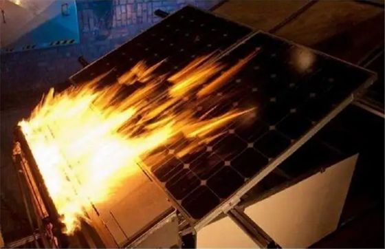 UL790ラボ試験装置 屋根材の耐火性試験 太陽光発電パネル用可燃性試験機