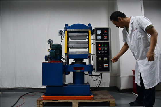 25Tフラット加硫機、各種成形品のプレス用 350×350mm